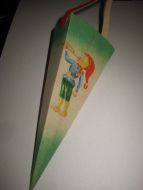 Ubrukt 6 kanta julekurv fra 40 tallet Laga av papp dekorativ Er ferdigbretta må berre presses ut til en kurv Nr 8