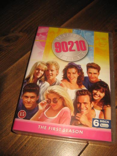 BEVERLY 90210 HILLS First season 17 timmer 7 min 15 år 1990