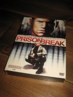 The complete first season PRISON BREAK 6 DISK 961 MIN 15 ÅR