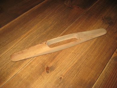 Gammel vevskyttel ca 34 cm lang Tidleg 1900