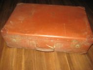 Gammel stor koffert EKTE VOLKANFIBER PRODUSERT AV UNICA OSLO 50 tallet Ca 70*46 cm stor 20 cm djup