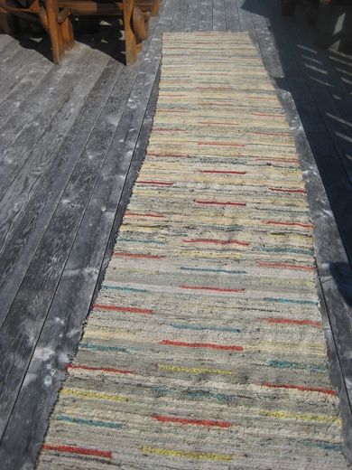 Pent heimevove golvteppe ca 480 cm langt 40-50 tallet