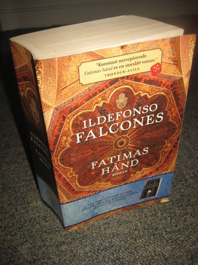 FALCONES: FATIMAS HÅND. 2010.