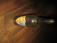 Stor flaske Bayerøl fra Schous Bryggeri 1951