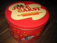 Pen kakeboks til dine julekaker? Ca 22 cm i diameter 12 cm høg