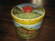 Meget pen STABBUR boks i blikk ca 21 cm i diameter 18 cm høg 60 tallet