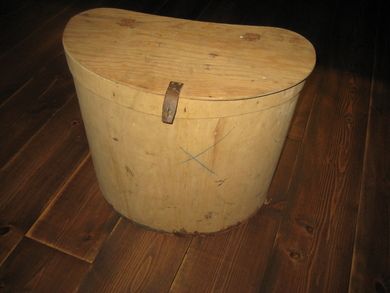 Konte til å bere ting på ryggen eldre sak pen til så mangt