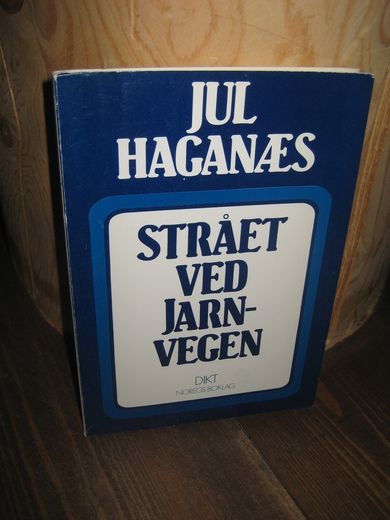 HAGANÆS, JUL: STRÅET VED JARNVEGEN. 1981.