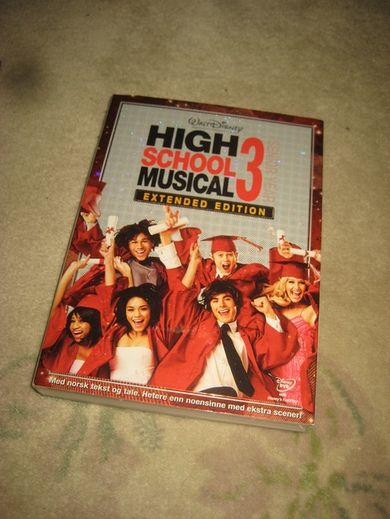 HIGH SCOOL MUICAL 3 2008 112 MIN 2008