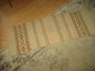 Vove teppe ca 110*38 cm stort helt uten skade 50 tallet