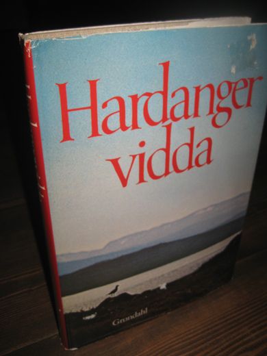 Nyquist: HARDANGERVIDDA. 1979.