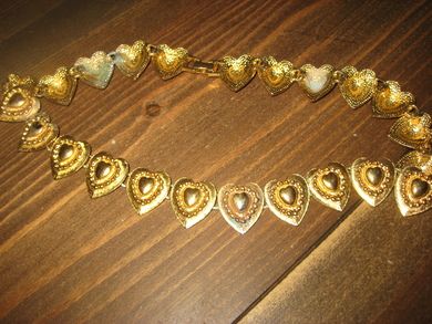 Halskjede av nyere dato