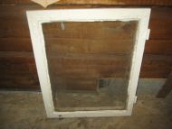 Gammelt vindu, ca 50*65 cm stort.