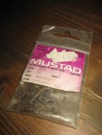 Pakke med kroker, MUSTAD, 60 tallet. 