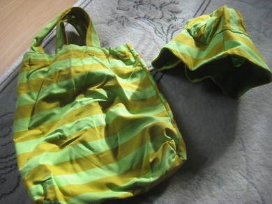 hagelue og berenett i stoff 70 tallet