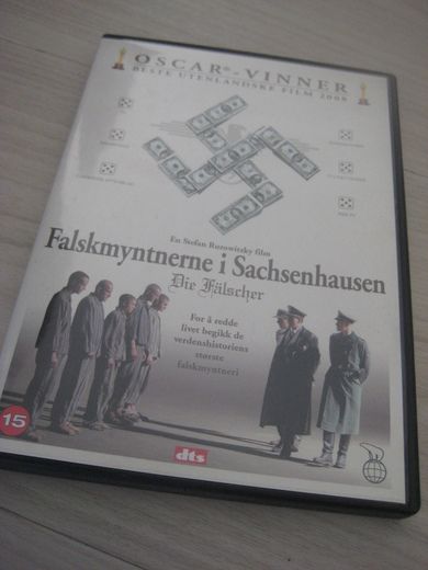 Falskmynterne i Sachsenhausen 2007 107 min 15 år