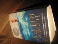 RIELY LUCINDA: De syv søstre 2016