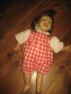 Spesiell dokke fra en tid tilbake i tid ca 30 cm høg