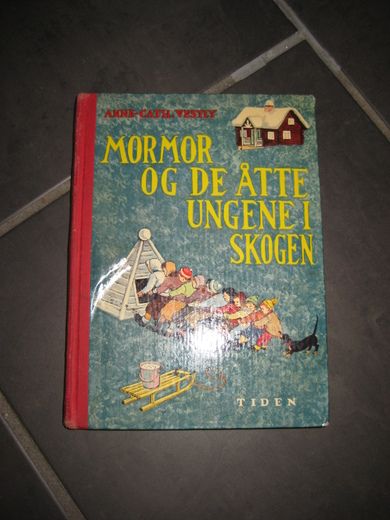 VESTLY ANNE CATH: MORMOR OG DE ÅTTE UNGENE I SKOGEN 1 utgave 1958
