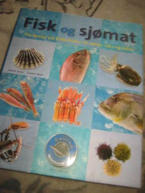 BEER: FISK OG SJØMAT. Fra kaviar via kråkeboller til abbor, laks og reker. 2004.