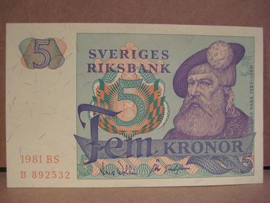 1981 BS 5 KRONOR B 892532 strøken seddel