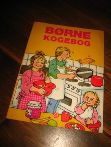 BØRNE KOGEBOK. 1986.