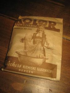 Pen, gammel pakke med ubrukt innhold, KOLØR HJEMMEFARGE, fra Fleischers Kjemiske Fabrikker, Bergen, 40 tallet, MOTEBRUN, 82.