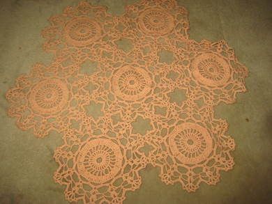 Noe for deg ca 30 cm i diameter