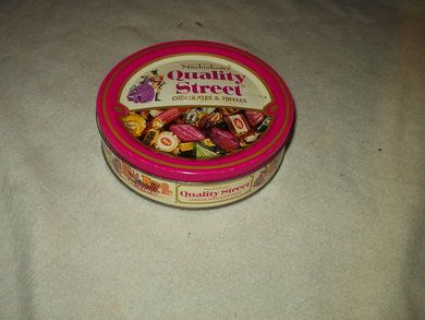 Mackintosh's Quality Street CHOCOLATES & TOFFEES
