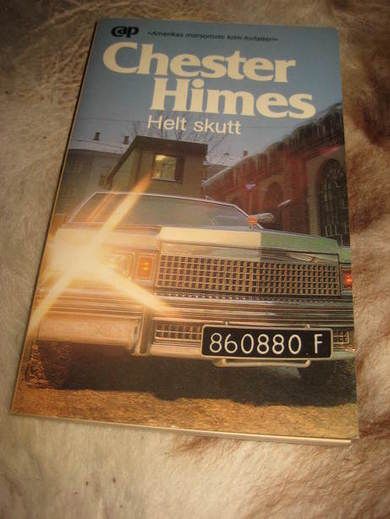 HIMES: HELT SKUTT 1982