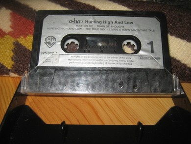 A-HA: Hunting High And Low 1985