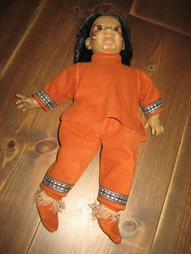 Noe for din samling ca 38 cm høg