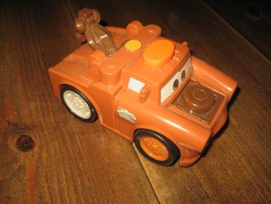 TOM MATER bil bateridrift Ca 13 cm lang