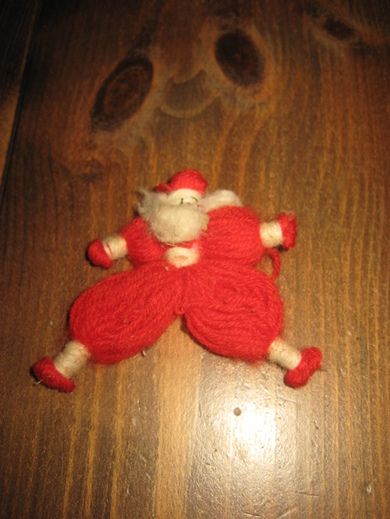 Liten heimelaga nisse ca 8 cm høg 60 tallet