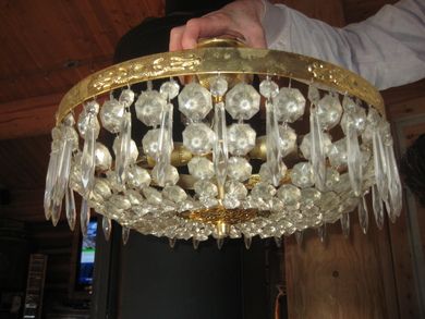 Prismelysekrone fra en del år tilbake i tid noe for deg?