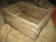 Gammel trekasse ca 65*47 cm stor 29 cm høg