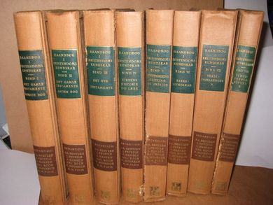 HAANDBOG I KRISTENDOMS KUNDSKAB. 8 bøker. 1942-43.