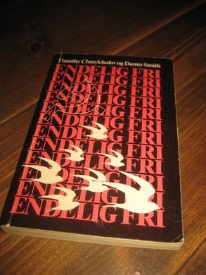 SMITH: ENDELIG FRI. 1985
