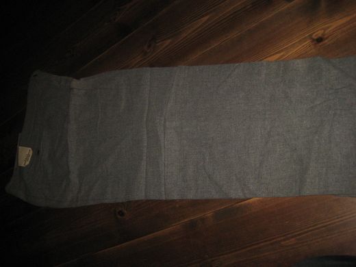 Ubrukt bukse fra 40 tallet livvidde ca 80 cm høgd 109 cm Størrelse 50 prislapp festa på buksa