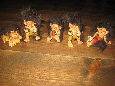 Lot med små troll selges samla Candy design Norway