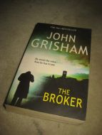 GRISHAM JOHN: THE BROOKER 2005