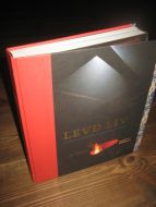 ENGESÆTER / VOLD: LEVD LIV. Ei soge om sogningane og museet deira. 2009.
