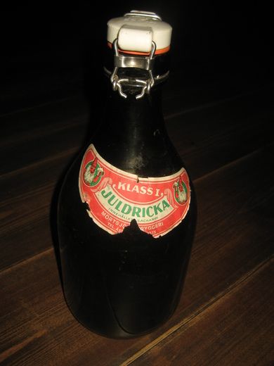 Bryggerflaske ca 2 liter JULDRYCKA med patentkork i porselen ca 31 cm høg 50 tallet