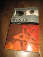 NESBØ JO: MAREKORS 2004