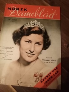 1954,nr 002, Norsk Dameblad. PRINSESSE ASTRID. RITA HAYWORTH