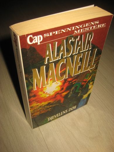 MACNEIL ALASTAIR: DJEVELENS DØR 1996