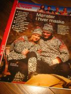 2001,nr 002, MØNSTER I HVER MASKE. 