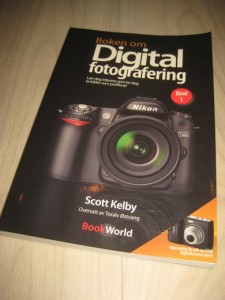 Boken om Digital fotografering. I. 2008.
