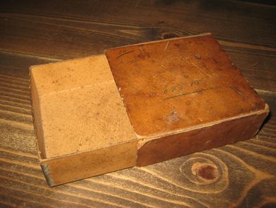 Gammel eske fra tidleg 1900.