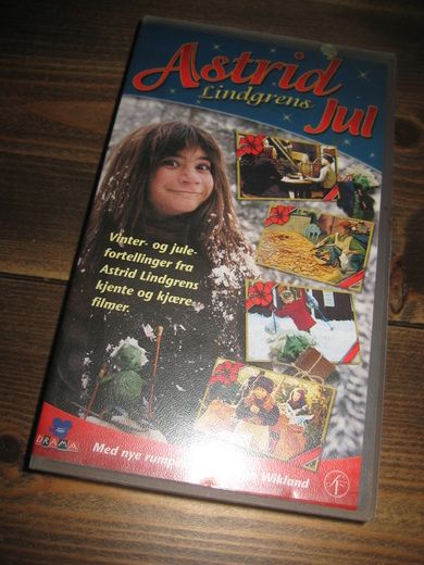 ASTRID LINDGRENS JUL 1999 60 MIN